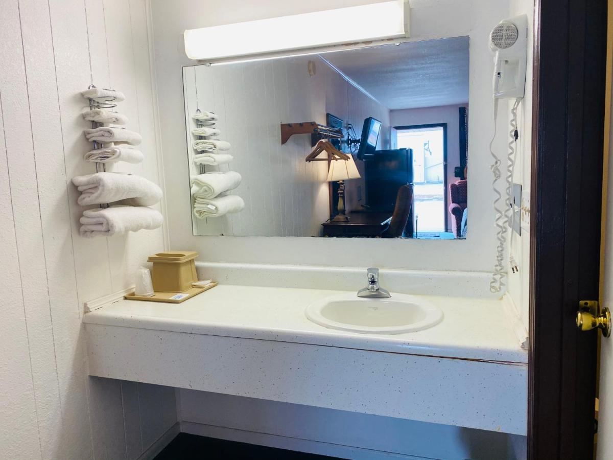 Gateway Inn Sullivan Экстерьер фото